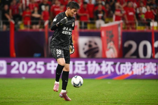 足协杯-罚球决胜  王国明立功 河南出回合成都晋级下一轮  