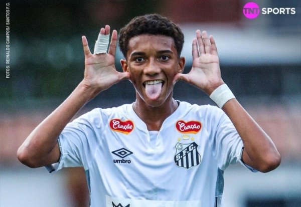 巴西媒体：国米派球探现场考察小罗比尼奥，将与球员的经纪人会面