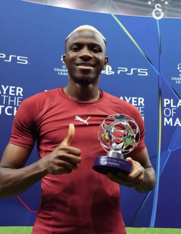 连进两球，官方：奥斯梅恩当选加拉塔萨雷3-1博德闪耀全场最佳