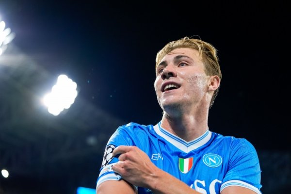 人挪活！霍伊伦本月各项赛事打进6球，与哈兰德并列五大职业联赛