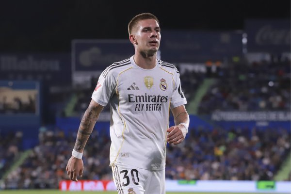 11场1球！阿斯：马斯坦托诺近两场仅上6分钟，他在皇马重要性