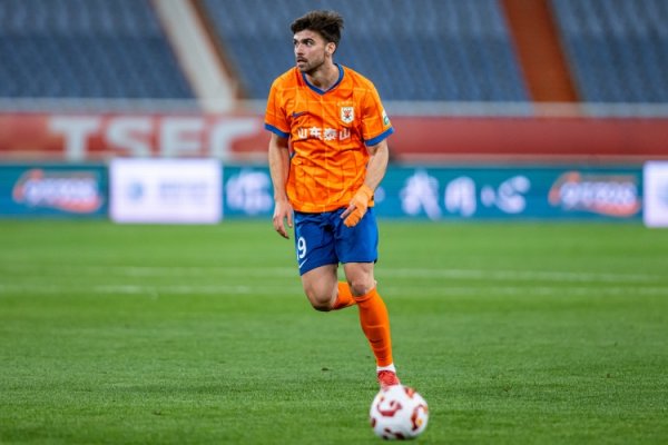 鲁媒：泰山复健    练习  ，多名受伤  球员积极复健  