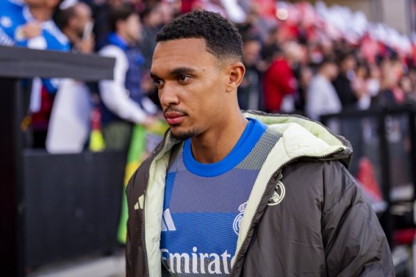 评论员为海外射门的英格兰球员评分：莫顿8.5最高，阿诺德5分